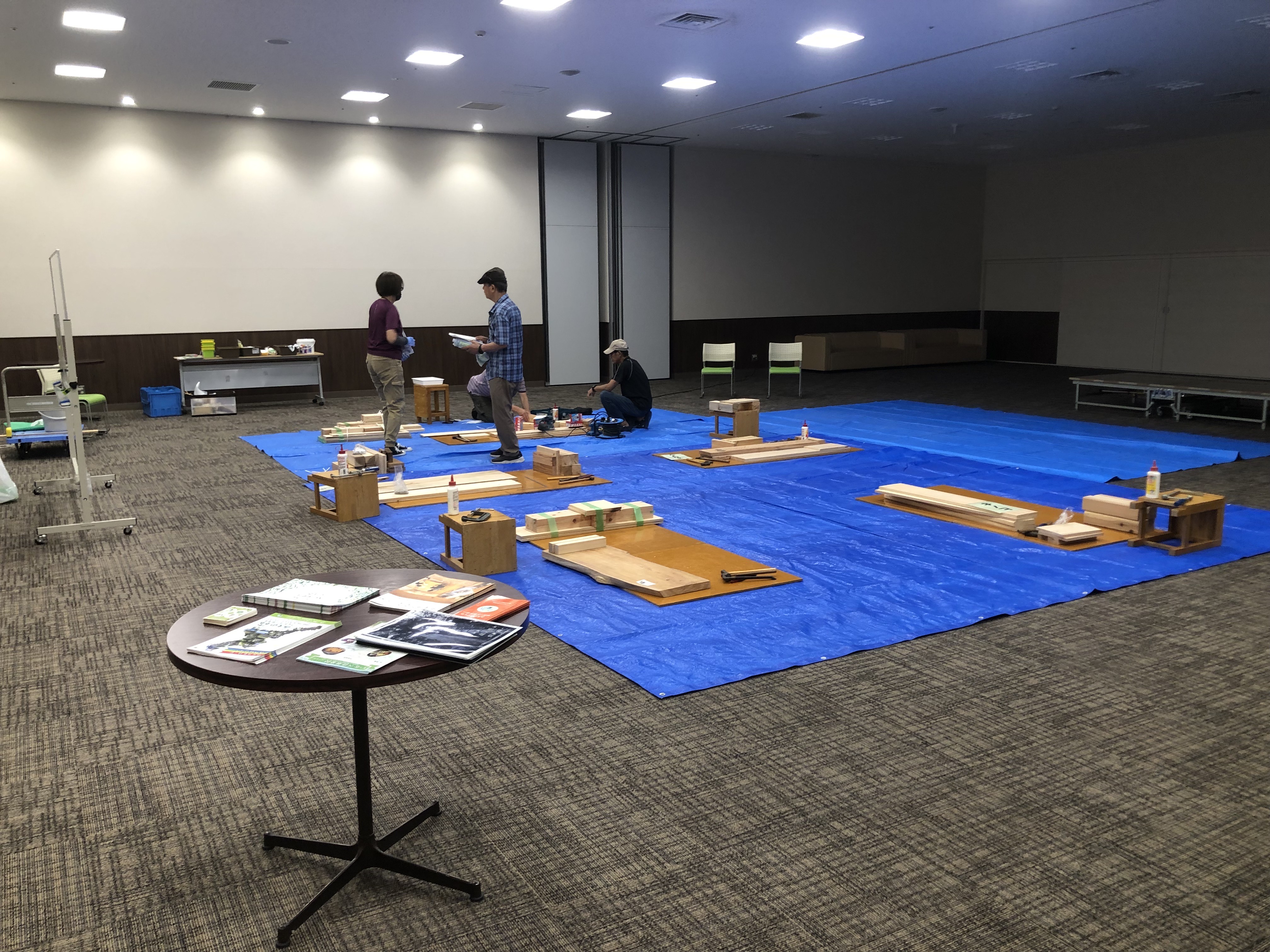 明日のイオン東員店で