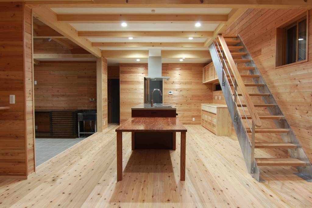 今回はあまり宣伝も告知もせずこっそり完成見学会をさせて頂きました。