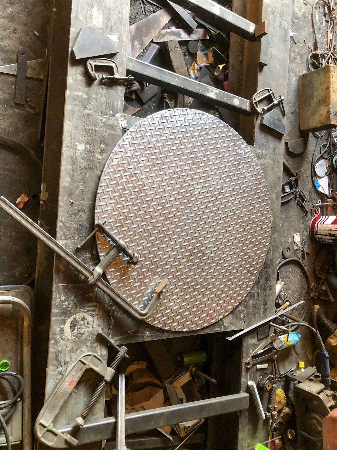 井戸蓋　メッキ加工での反り