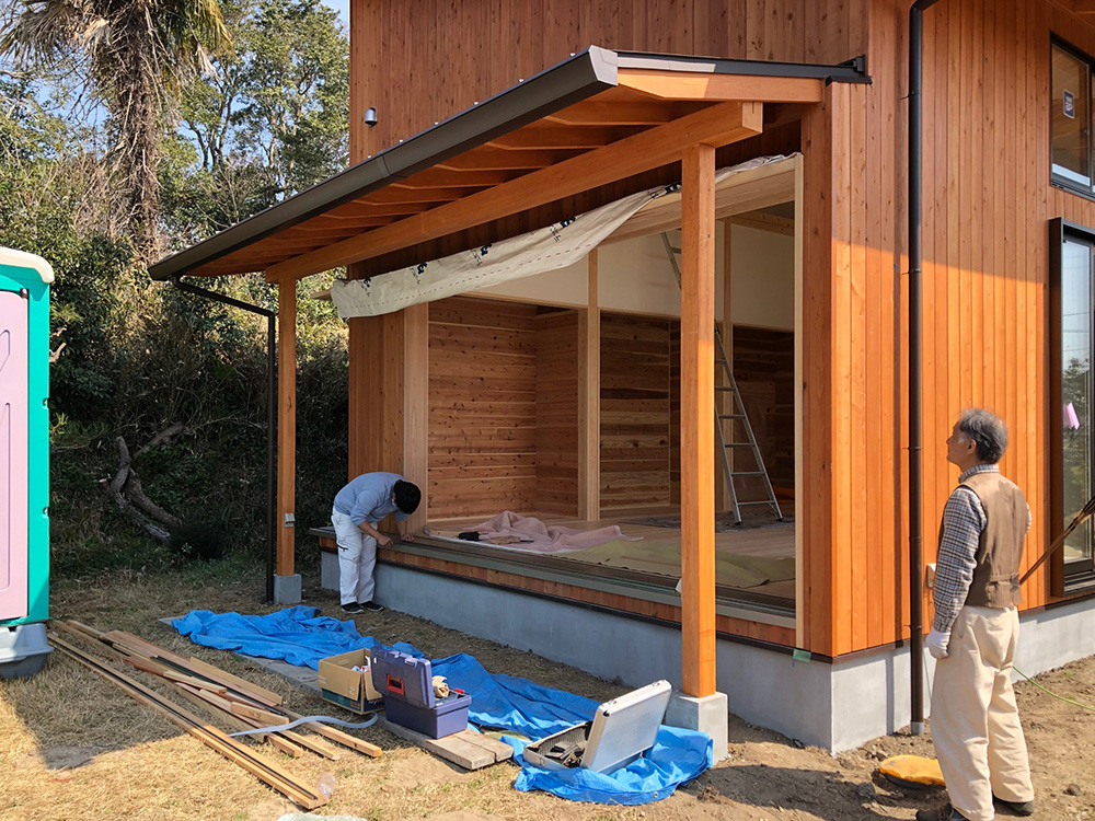 弓道場　4枚引き戸