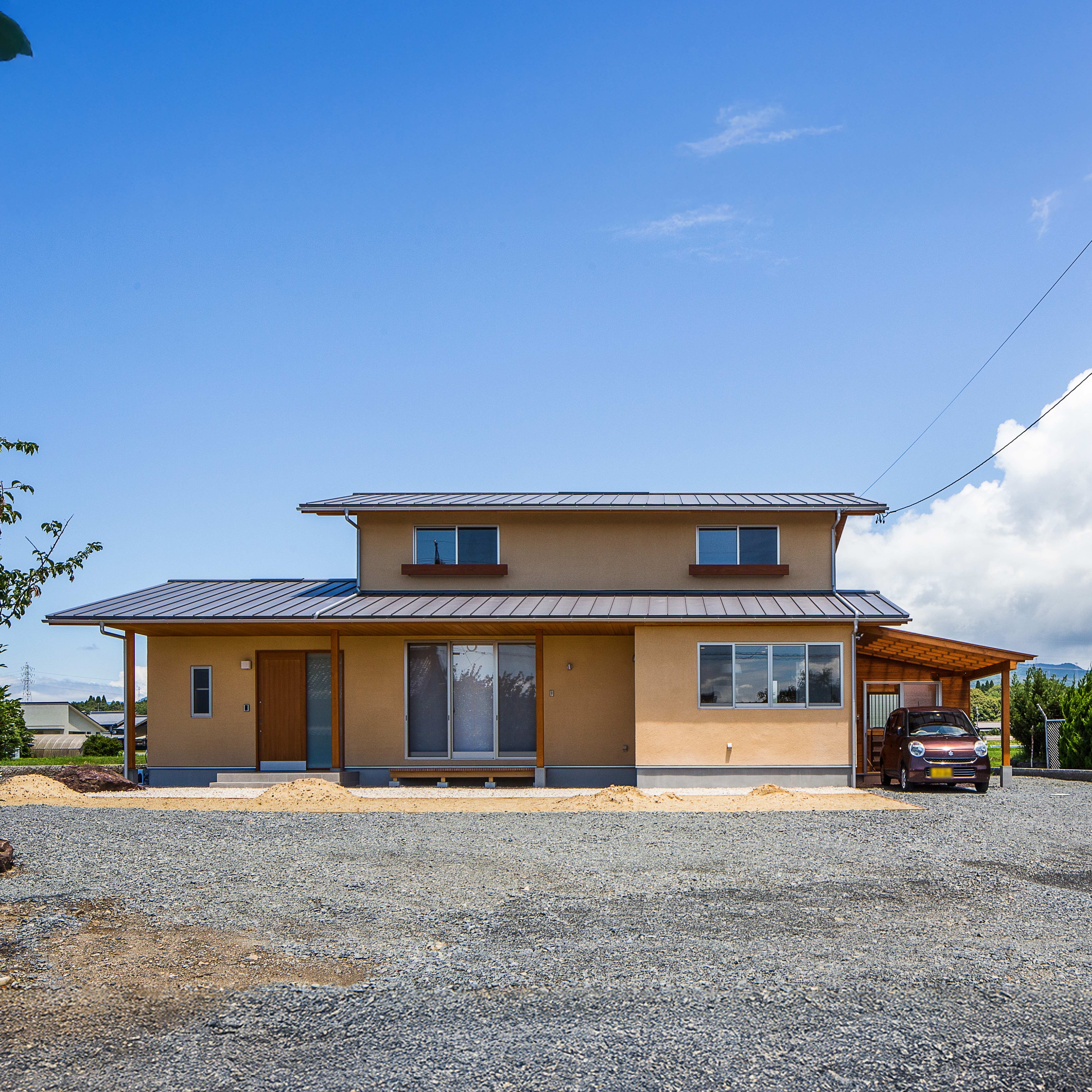風景と調和する家